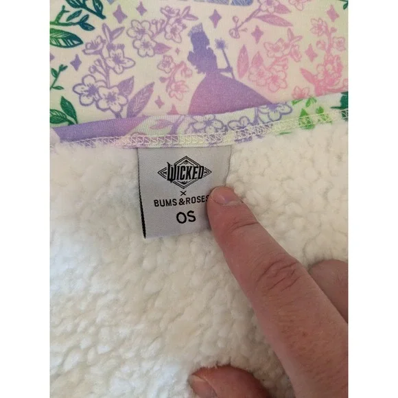 Bums and Roses x Wicked Plush Bum Bum Blanket Bamboo Viscose 50x50 - Picture 3 of 5